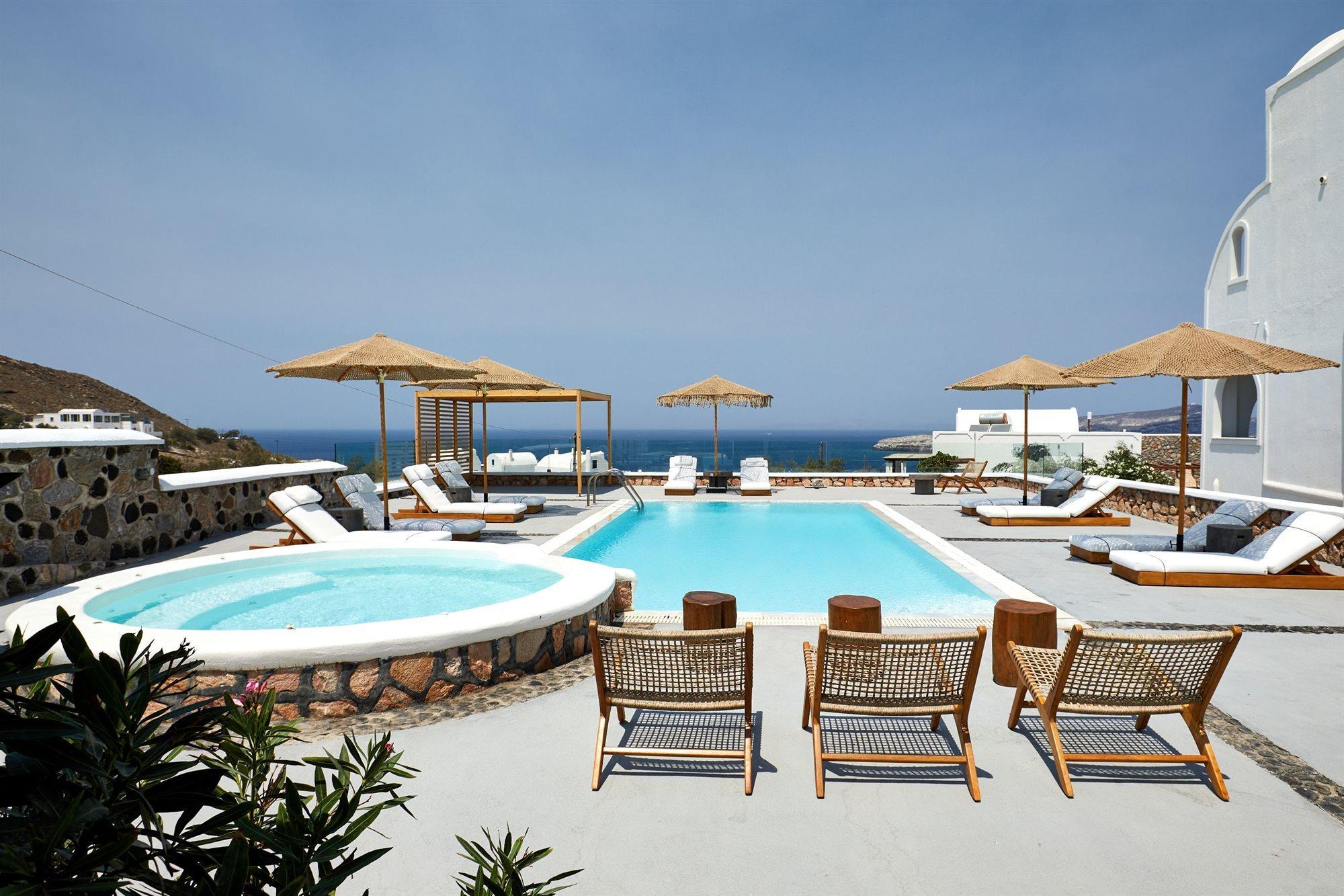Symmetry Suites Akrotiri  Exterior photo