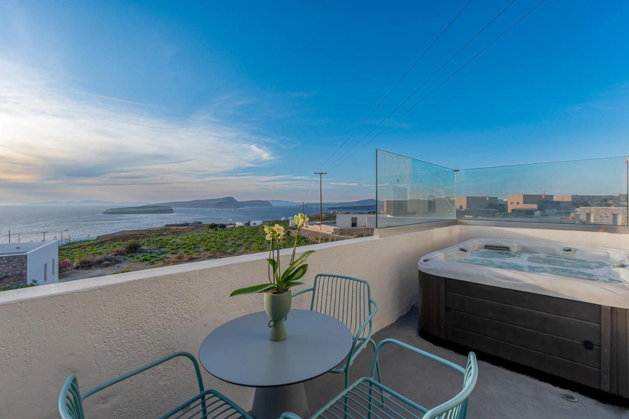 Symmetry Suites Akrotiri  Exterior photo
